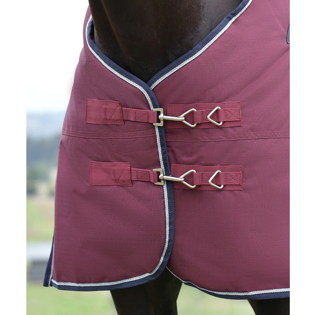 Weatherbeeta Comfitec Essential Turnout 50g Standard Neck