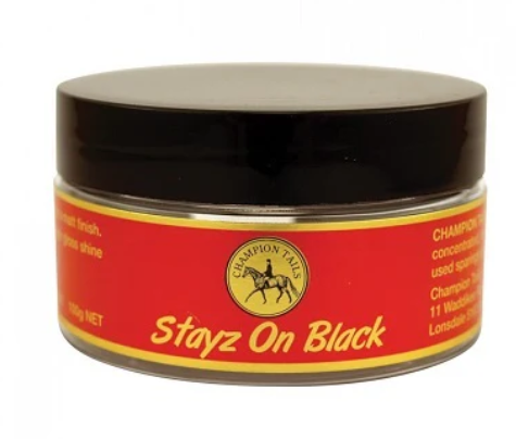 Champion Tails Stayz On Makeup