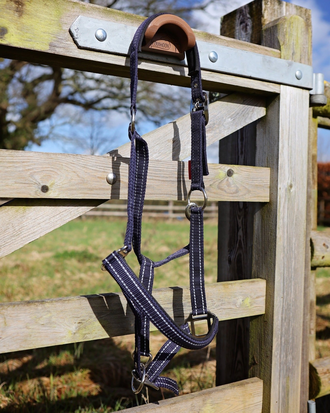 Equihook Magnetic Bridle Hook